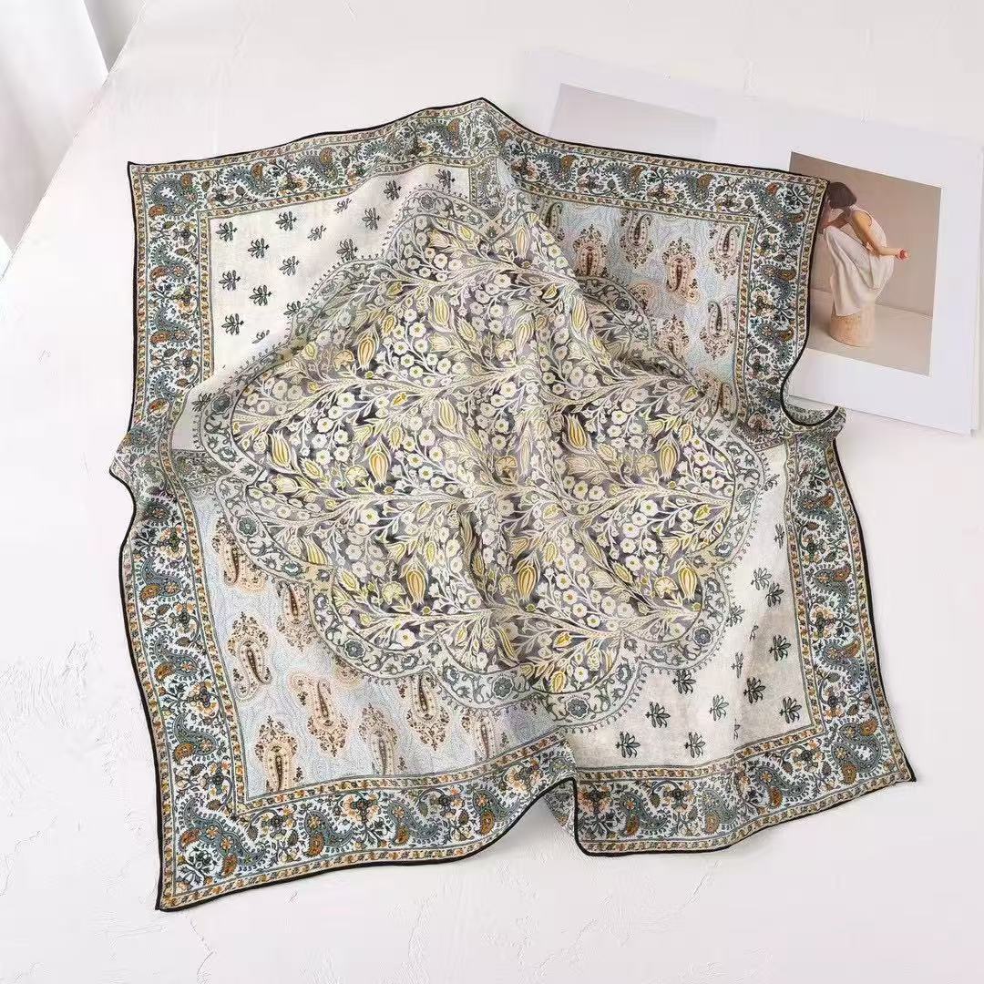 100% Mulberry Silk Women's Square Scarf 68 × 68 cm – Hand-Rolled Printed Silk Neck Scarf