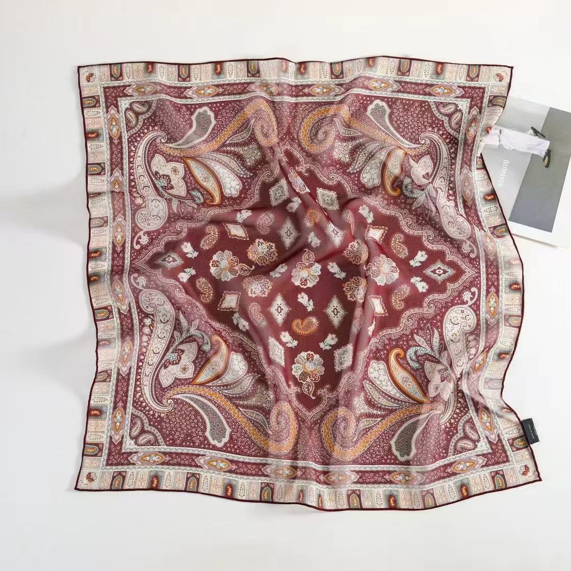 100% Mulberry Silk Women's Square Scarf 68 × 68 cm – Hand-Rolled Printed Silk Neck Scarf